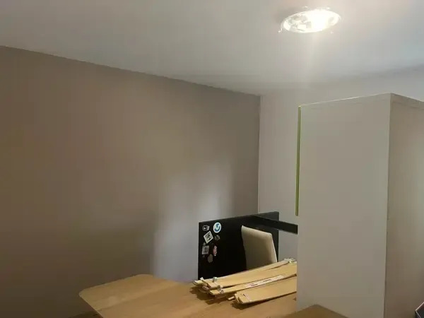 Füst- és nikotinszag eltüntetése festéssel – működő módszerek